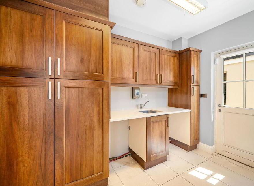 Meridien, Hainault Road, Foxrock, Foxrock, D18WY27
