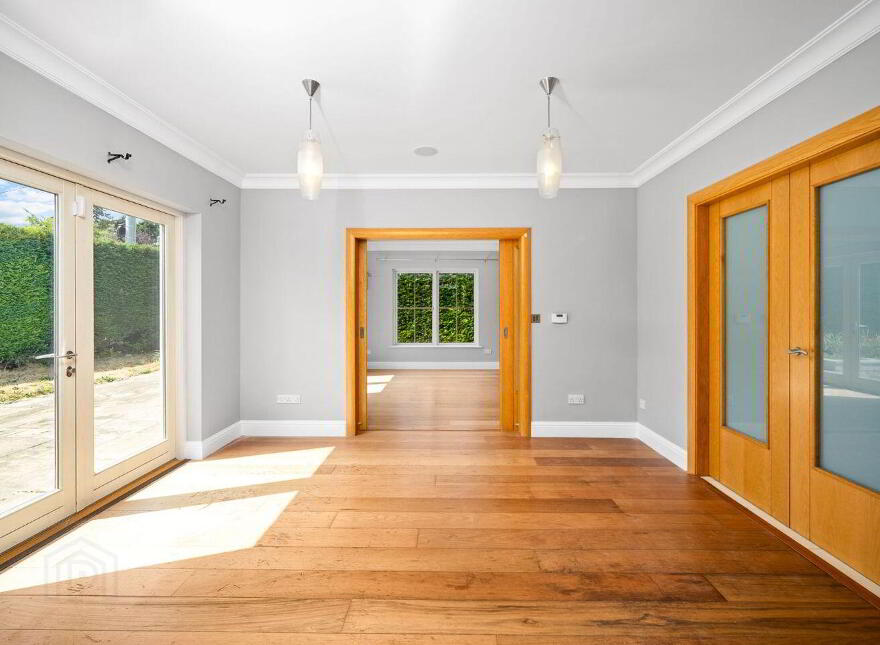 Meridien, Hainault Road, Foxrock, Foxrock, D18WY27