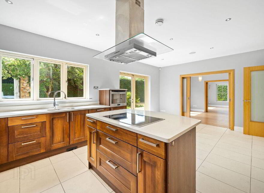 Meridien, Hainault Road, Foxrock, Foxrock, D18WY27
