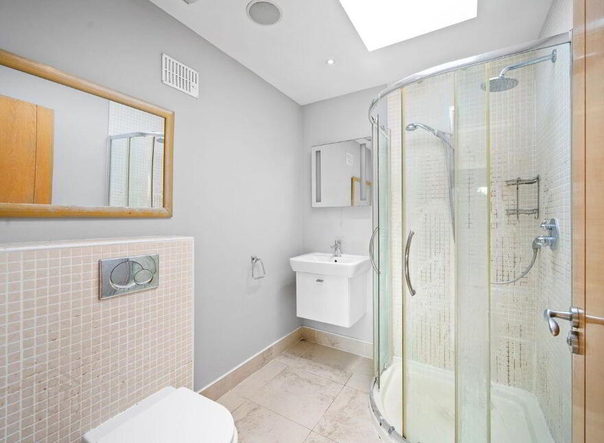 Meridien, Hainault Road, Foxrock, Foxrock, D18WY27