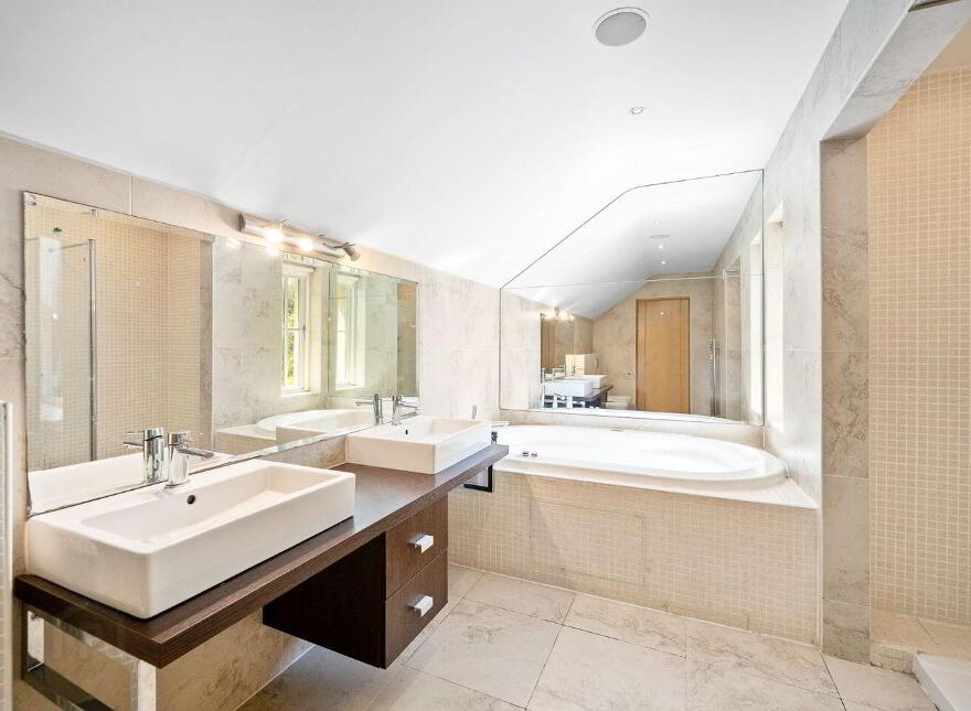 Meridien, Hainault Road, Foxrock, Foxrock, D18WY27