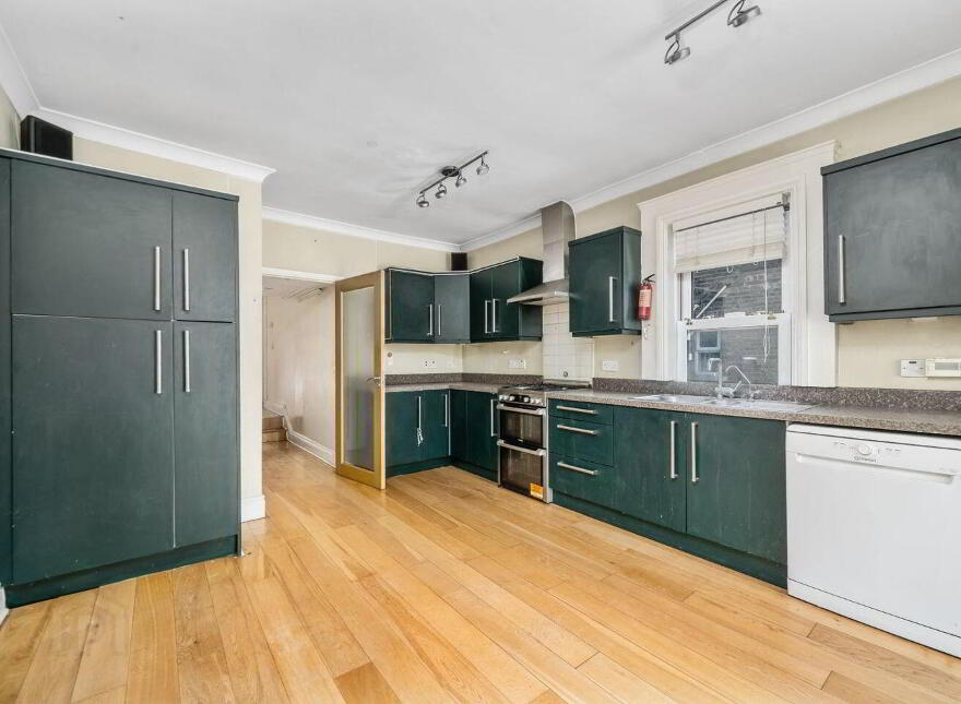 87 North Circular Road, Dublin 7, D07E2V8