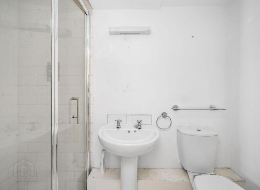 87 North Circular Road, Dublin 7, D07E2V8