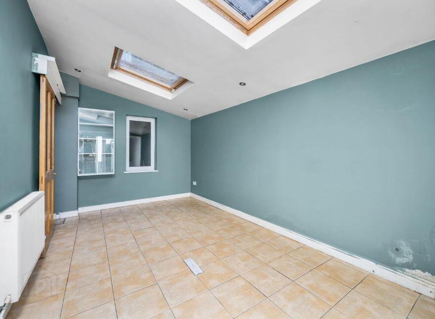 87 North Circular Road, Dublin 7, D07E2V8