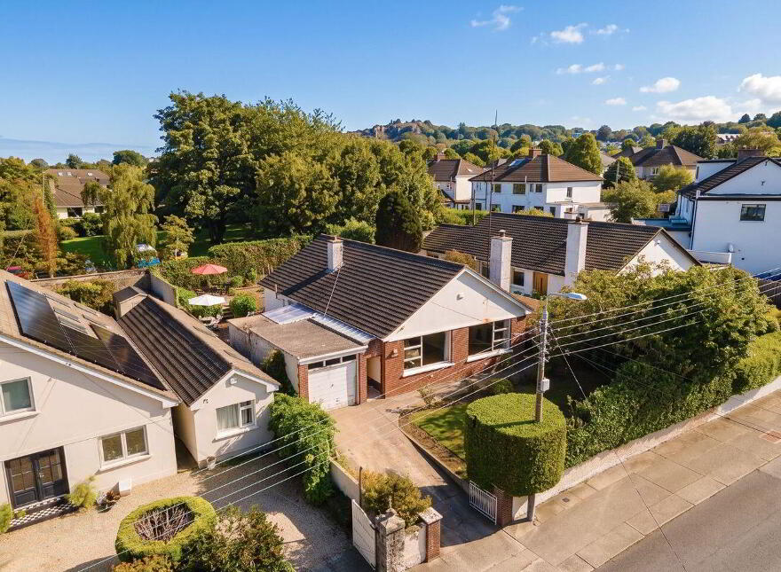 Carrigmore, Killiney Road, Dalkey, A96HE00 photo