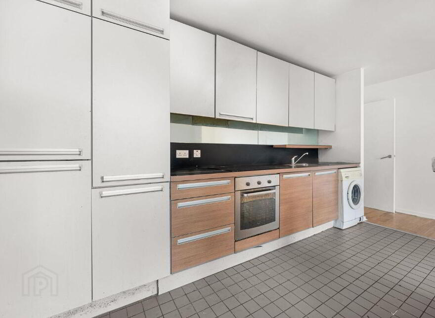 Apartment 1 Clearwater Court North, River Drive, Royal Canal ...Royal Canal Park, D15W263