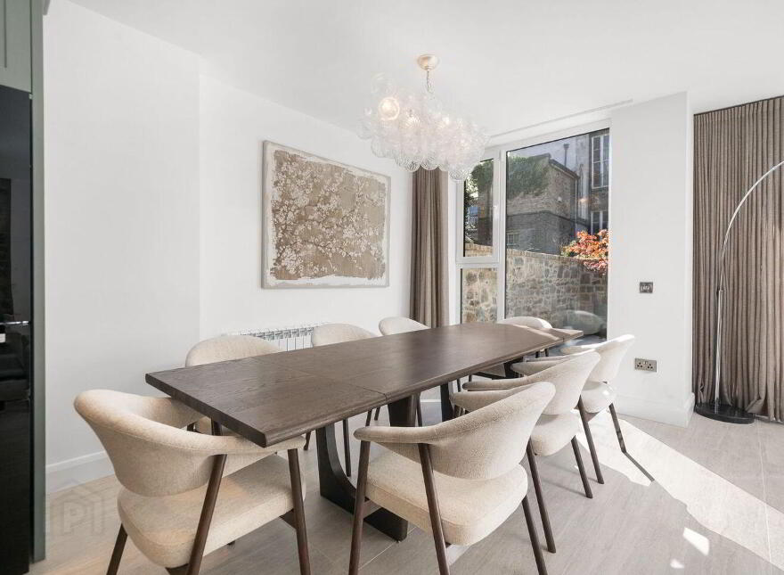 The Mews, 3 Leeson Close, Dublin 2, D02TX88