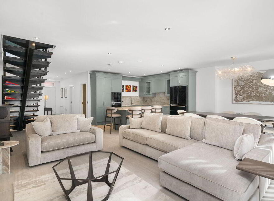 The Mews, 3 Leeson Close, Dublin 2, D02TX88