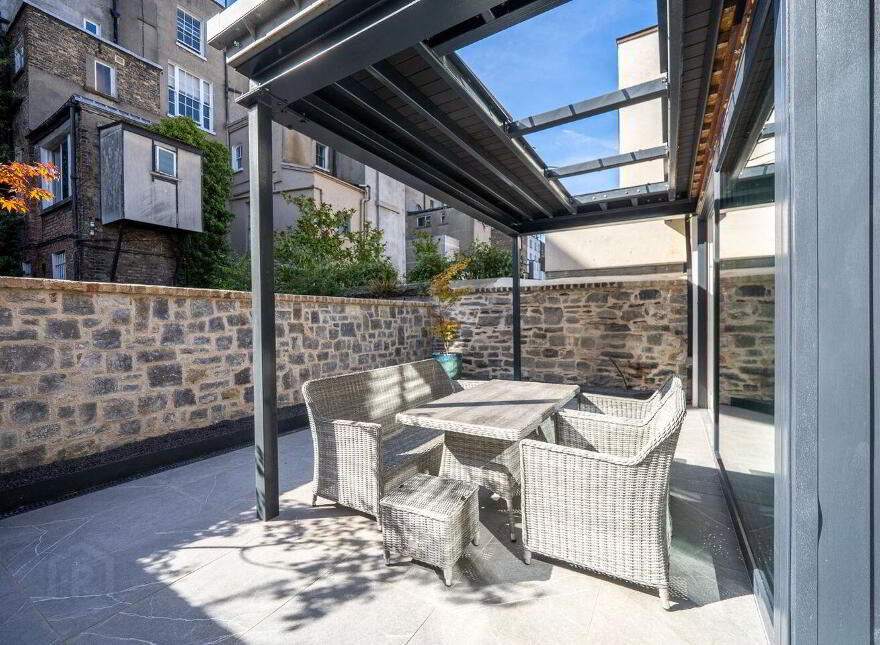 The Mews, 3 Leeson Close, Dublin 2, D02TX88