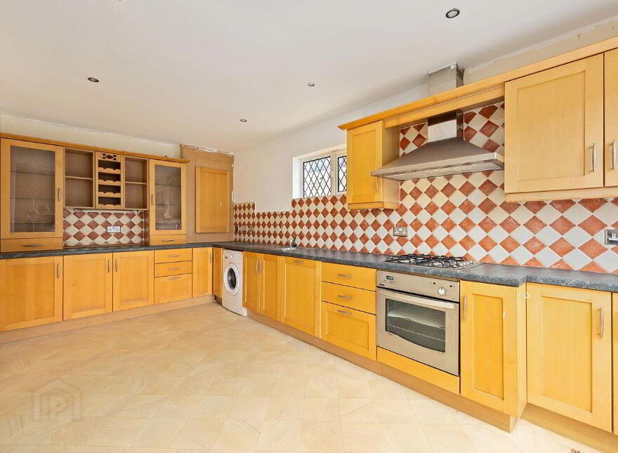 87 Glendara, Kill, W91N5W6