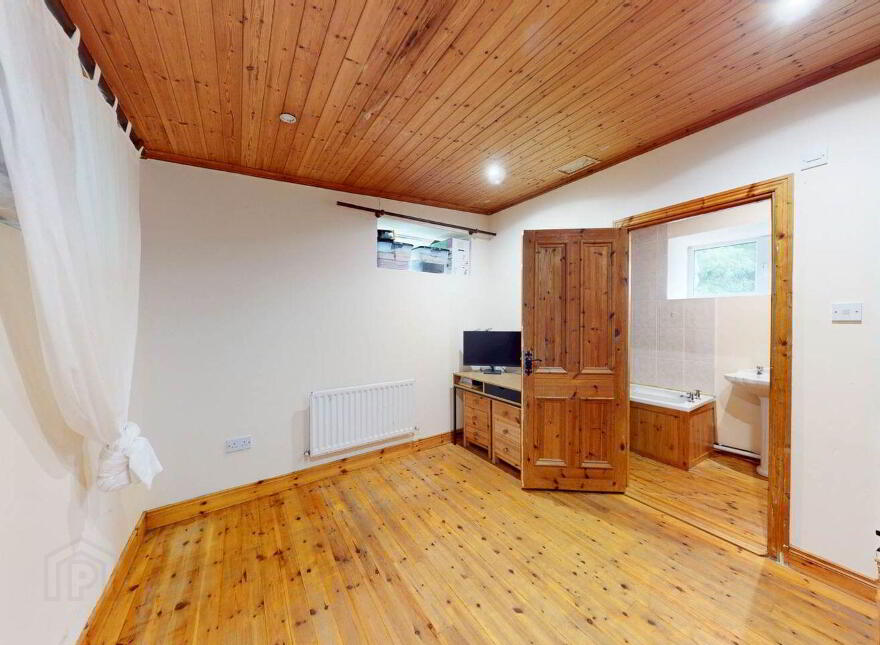 Quintagh, Valleymount, W91AYX6