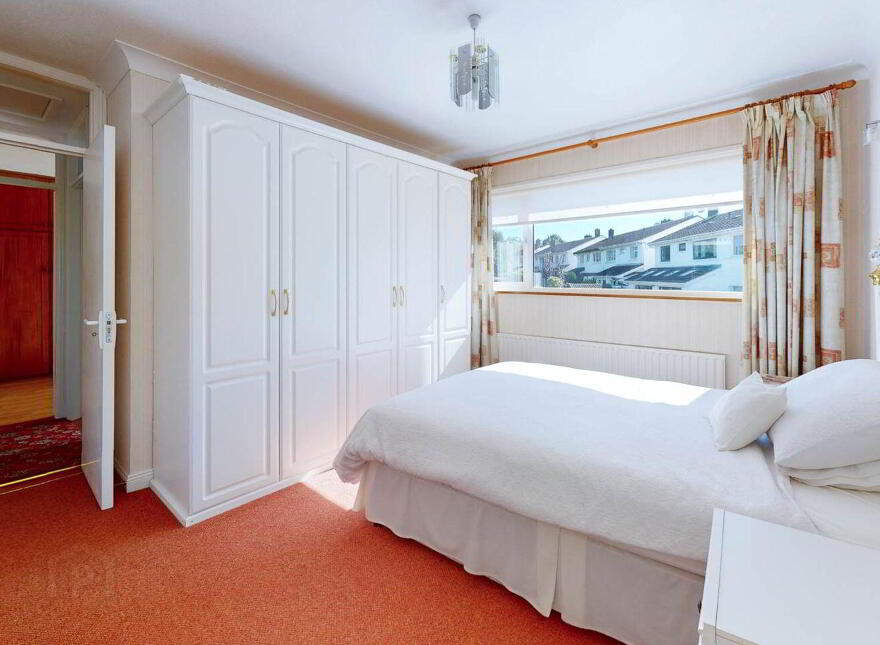 16 Lakelands, Naas, W91KA0X