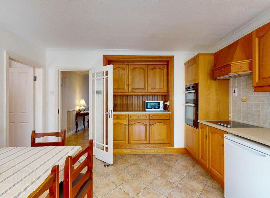 16 Lakelands, Naas, W91KA0X