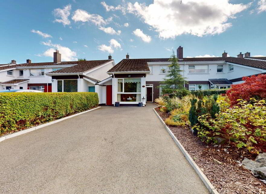 16 Lakelands, Naas, W91KA0X