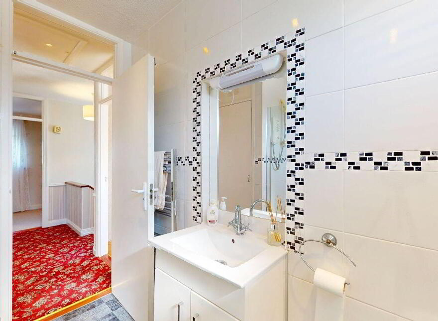 16 Lakelands, Naas, W91KA0X