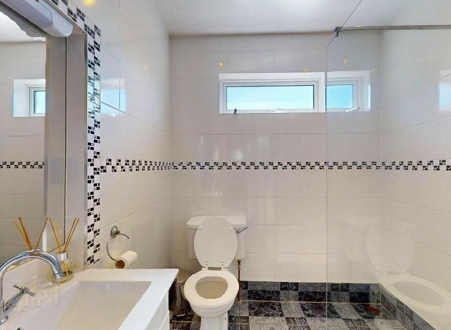 16 Lakelands, Naas, W91KA0X