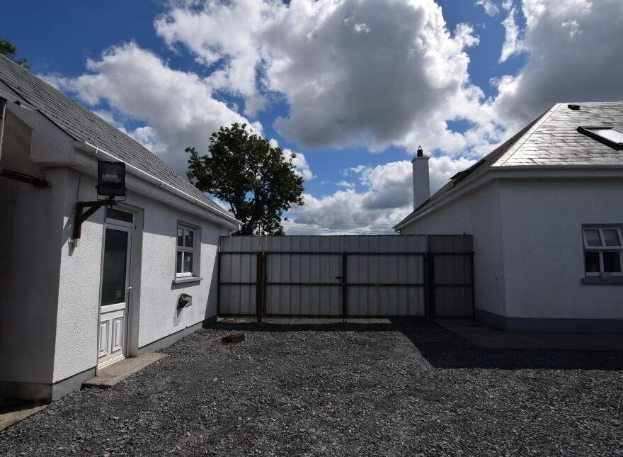 Gortlurkaun, Crusheen, V95N599