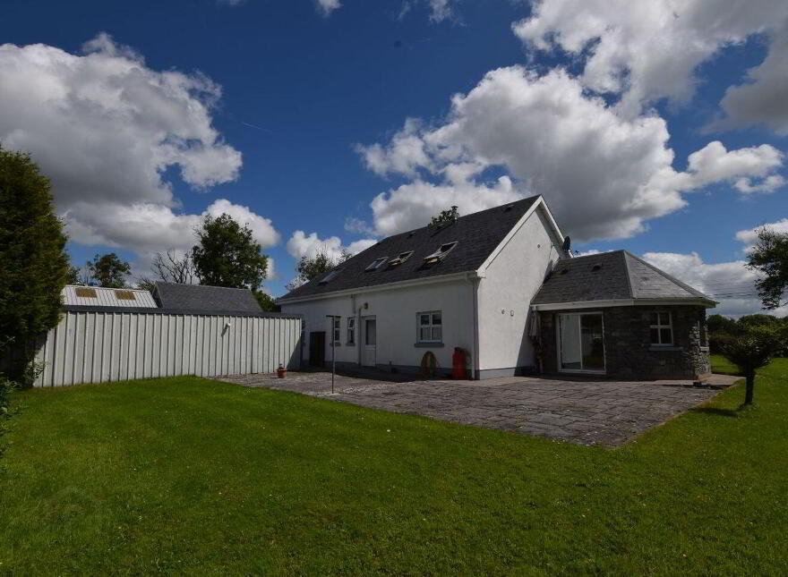 Gortlurkaun, Crusheen, V95N599