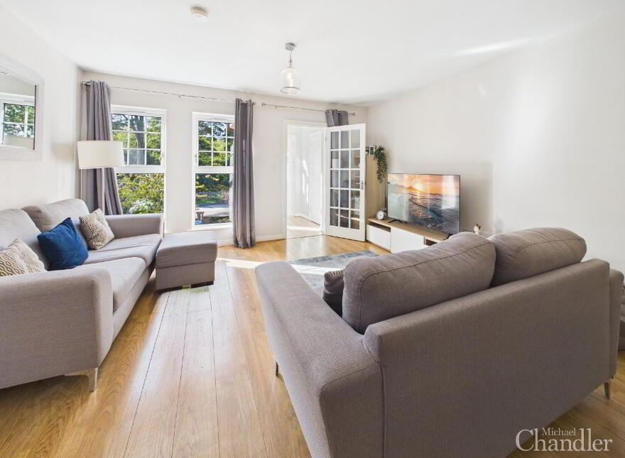 87 Ballylenaghan Park, Belfast, BT8 6WR