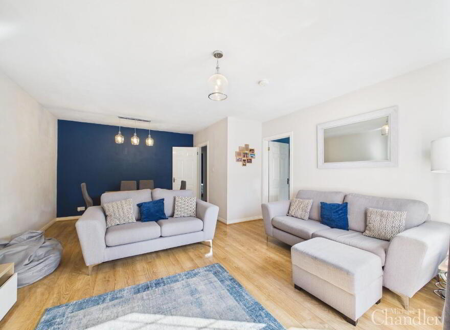 87 Ballylenaghan Park, Belfast, BT8 6WR