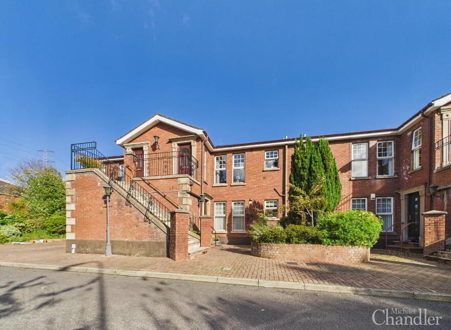 87 Ballylenaghan Park, Belfast, BT8 6WR