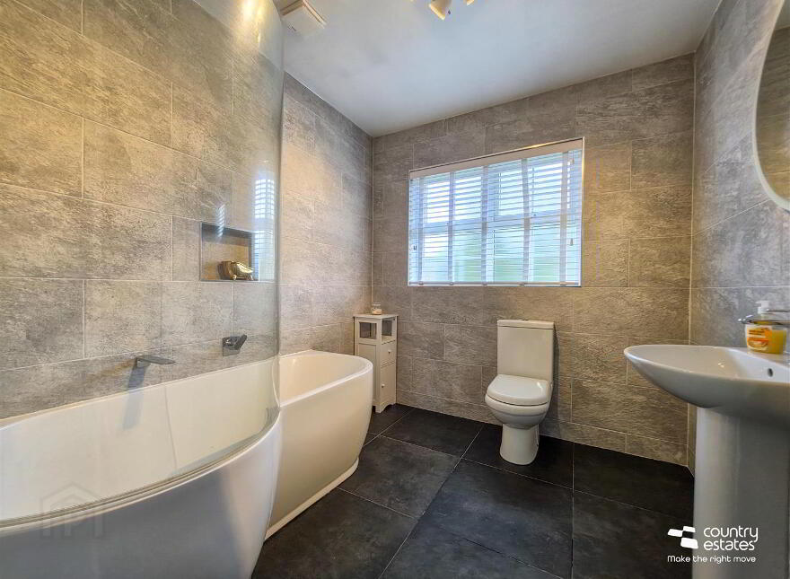 5 Henryville Manor, Ballyclare, BT39 9FP