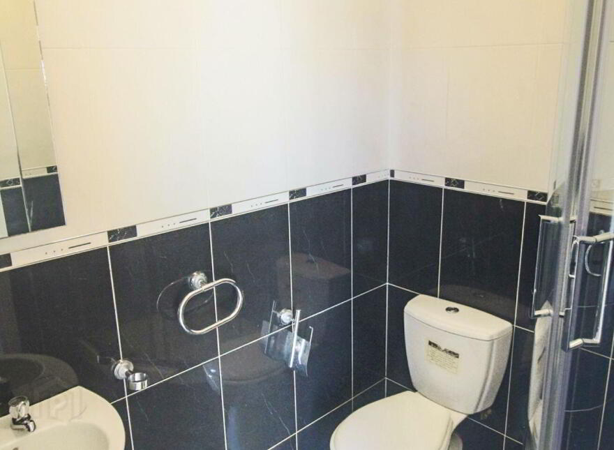 24 Apt. Block, A3 Inver Geal, Carrick-On-Shannon, N41EF22
