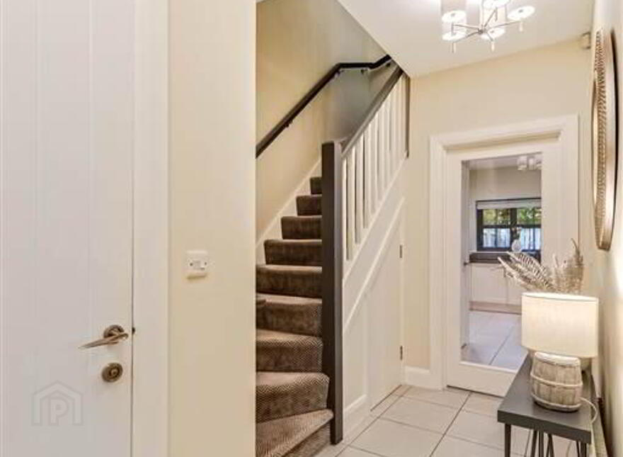 17 Bracken Hill Square, Belfast, BT8 6ZW
