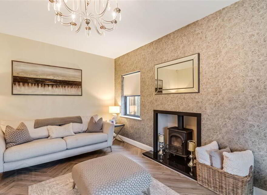17 Bracken Hill Square, Belfast, BT8 6ZW