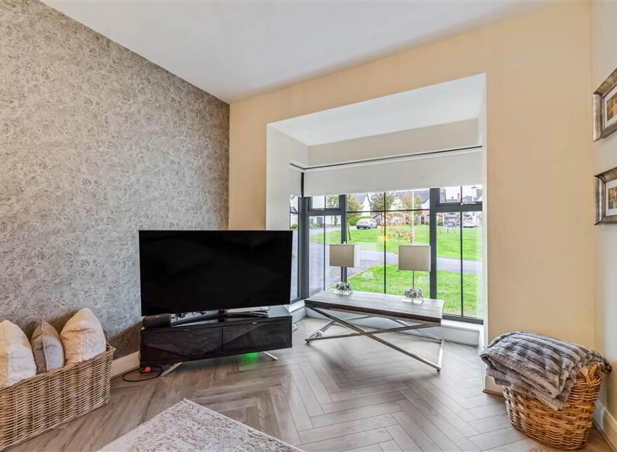 17 Bracken Hill Square, Belfast, BT8 6ZW
