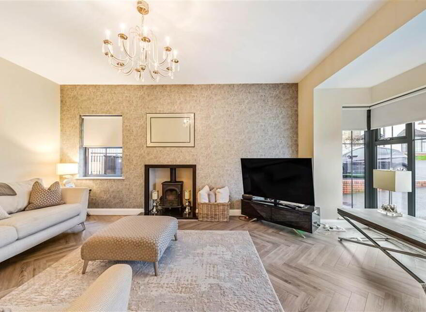 17 Bracken Hill Square, Belfast, BT8 6ZW