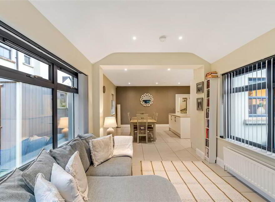 17 Bracken Hill Square, Belfast, BT8 6ZW