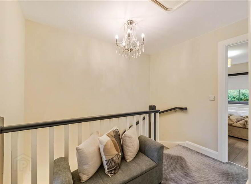 17 Bracken Hill Square, Belfast, BT8 6ZW