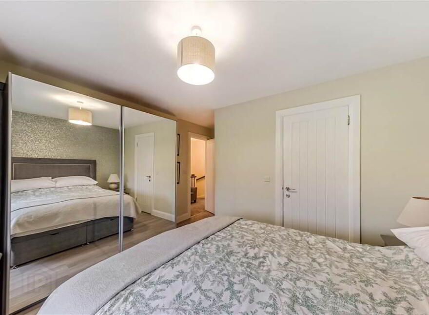 17 Bracken Hill Square, Belfast, BT8 6ZW