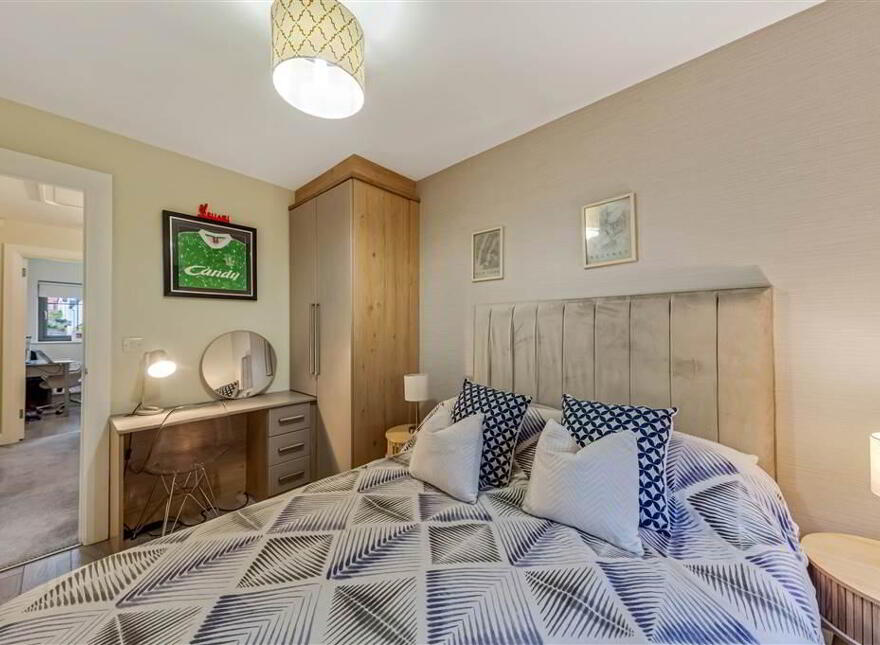 17 Bracken Hill Square, Belfast, BT8 6ZW