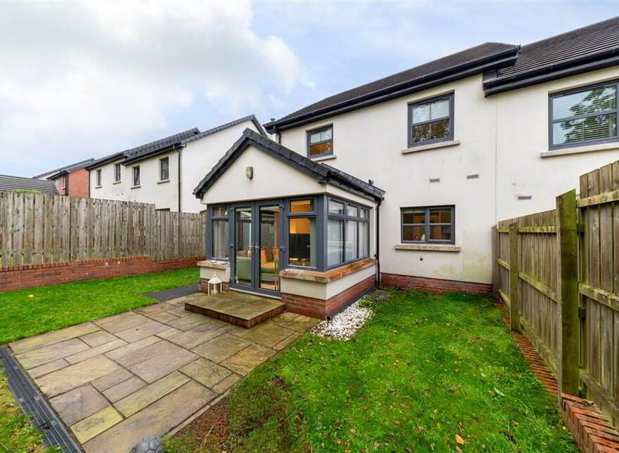 17 Bracken Hill Square, Belfast, BT8 6ZW