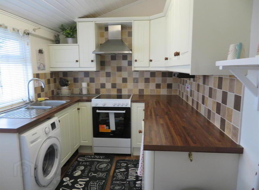 10 Avenue Road, Lurgan, BT66 7BB