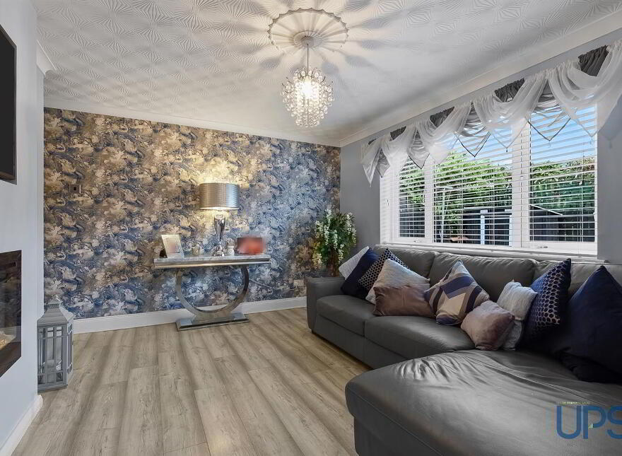 50 Chestnut Park, Dunmurry, Belfast, BT17 0JX