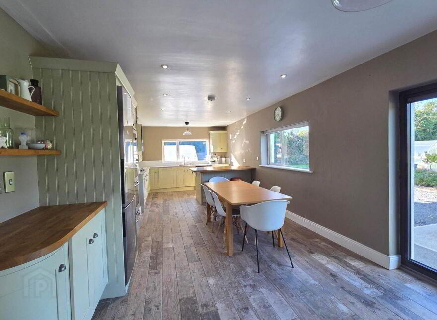 Killine, Newbridge, H53FV30