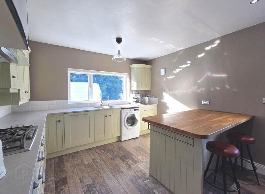 Killine, Newbridge, H53FV30
