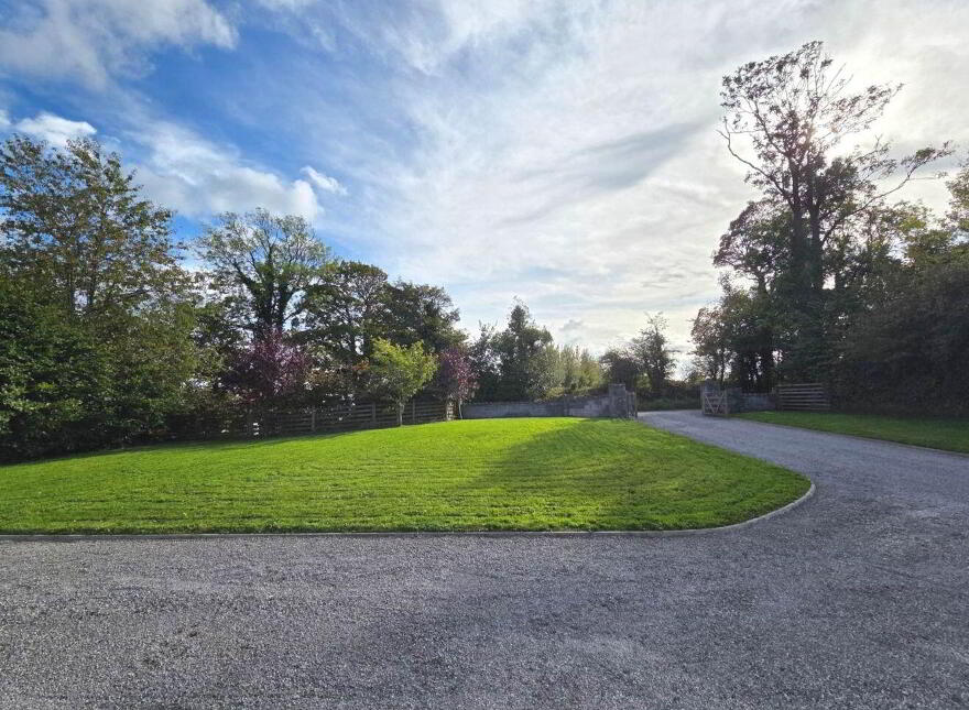 Killine, Newbridge, H53FV30