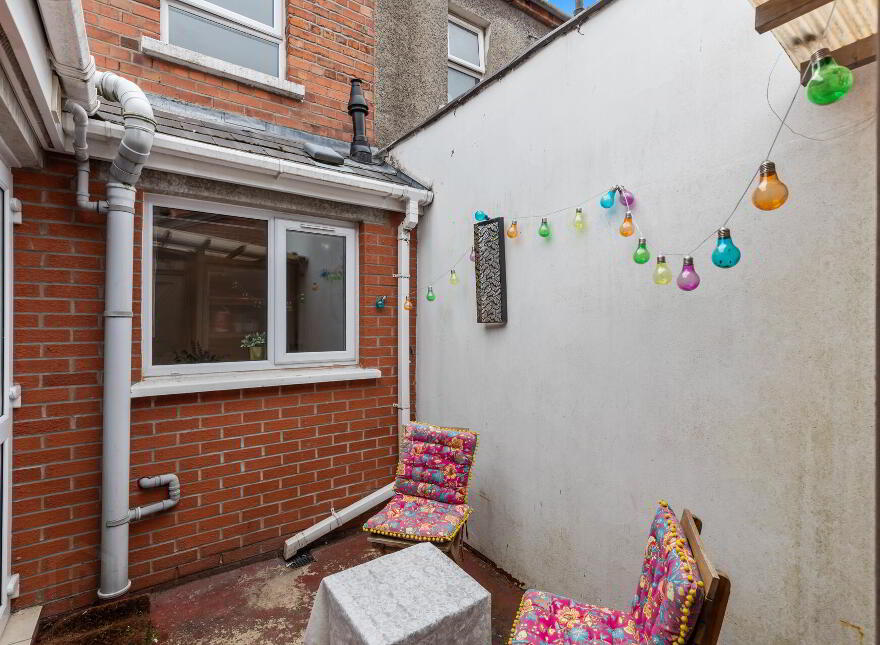71 Tildarg Street, Belfast, BT6 8NJ