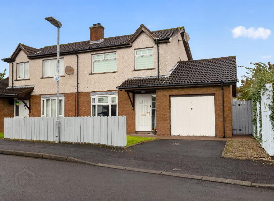 37 Mahon Avenue, Portadown, BT62 3JE photo