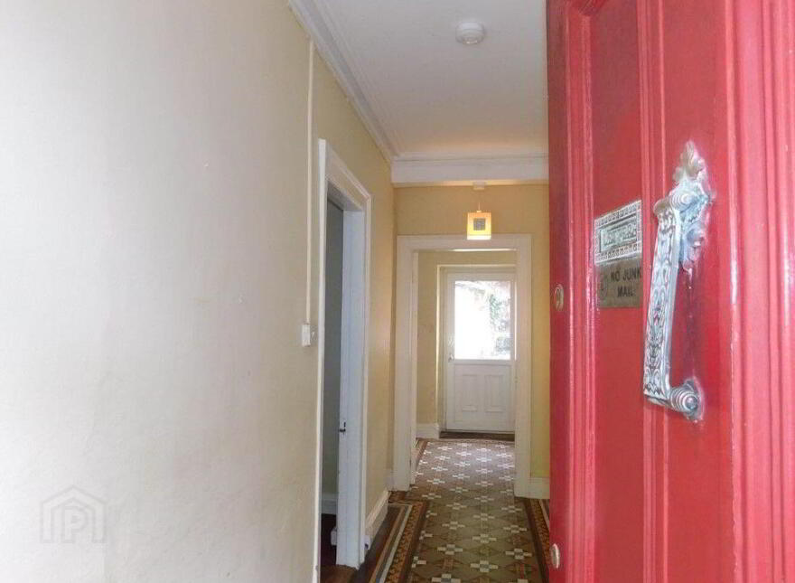 Oakville, Blackrock Road, Ballintemple, T12R8NW