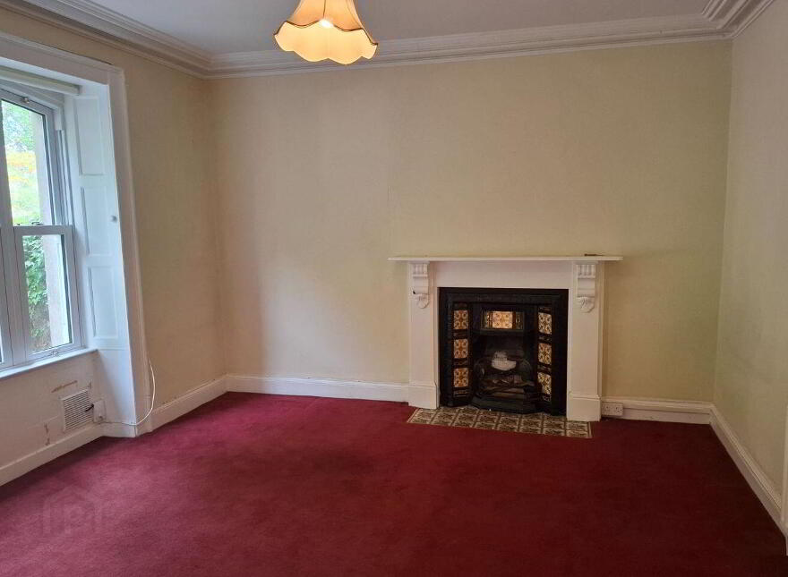 Oakville, Blackrock Road, Ballintemple, T12R8NW