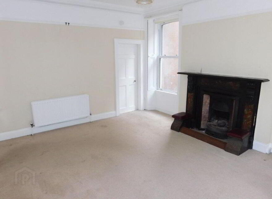 Oakville, Blackrock Road, Ballintemple, T12R8NW