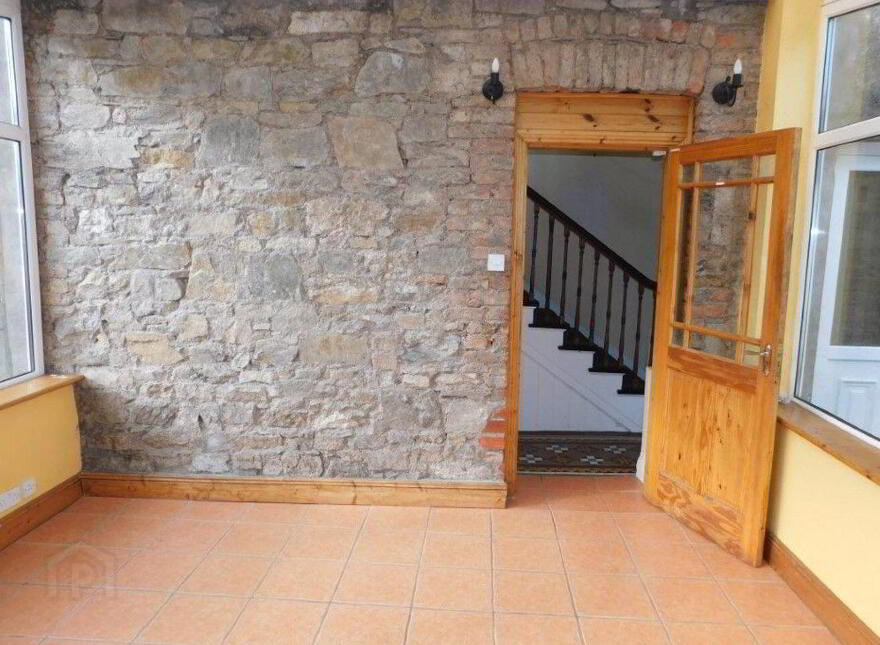 Oakville, Blackrock Road, Ballintemple, T12R8NW