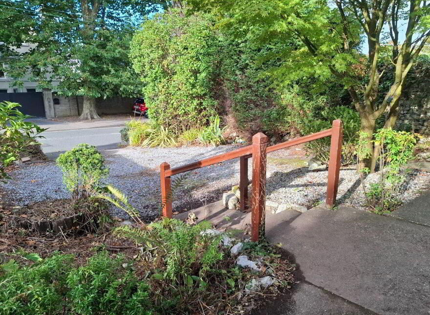 Oakville, Blackrock Road, Ballintemple, T12R8NW