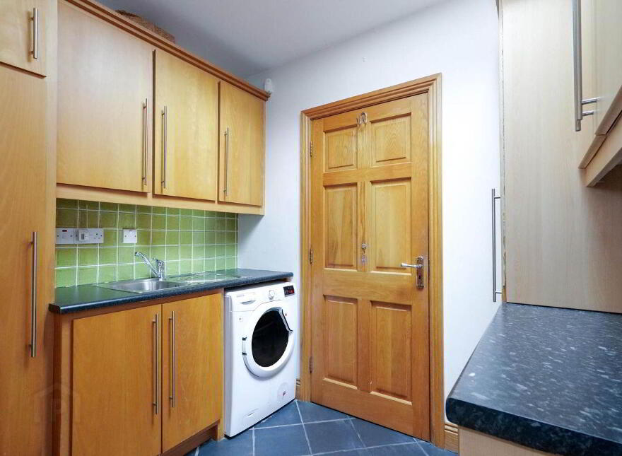 Cois Cuan, Barna Road, Galway City, H91X3VW
