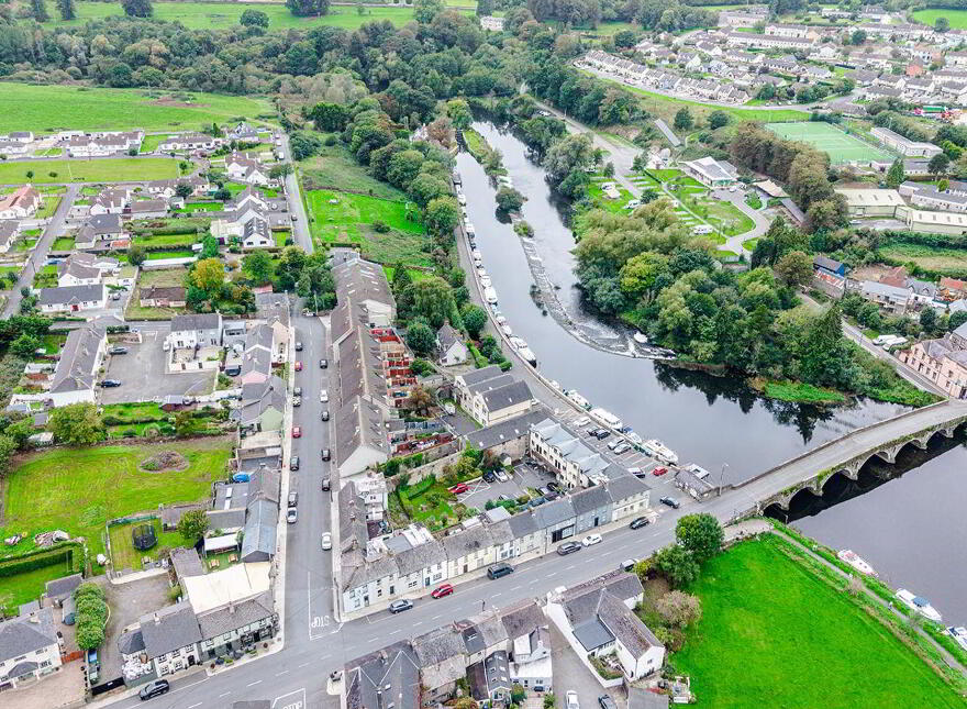 Main Street, Tinnahinch, Graiguenamanagh, Graiguenamanagh, R95HD32